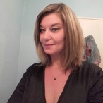 Vannina - Putes à Reuler Profil de Vannina, 22 ans, Putes à Reuler (Clervaux)